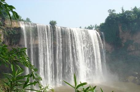 賀喜唐先生成為歐耐克重慶萬(wàn)州經(jīng)銷(xiāo)商！重慶萬(wàn)州唐先生于8月4日來(lái)到歐耐克公司考察，充分了解了歐耐克的產(chǎn)品和加盟服務(wù)后決定成為歐耐克萬(wàn)州經(jīng)銷(xiāo)商，并簽訂經(jīng)銷(xiāo)協(xié)議。 